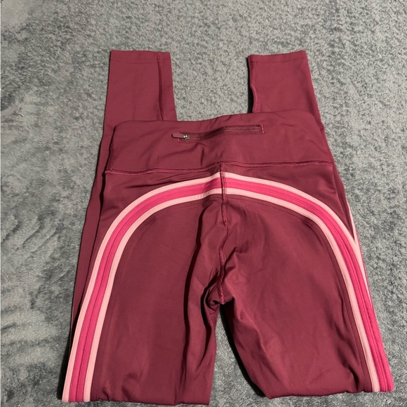 LULULEMON🦋💐athletica Maroon and Pink Leggings - Picture 10 of 13